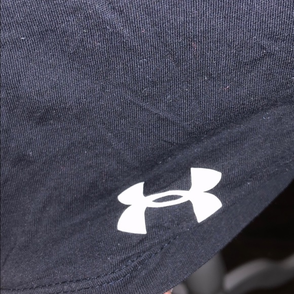 UA tank top - Picture 2 of 3